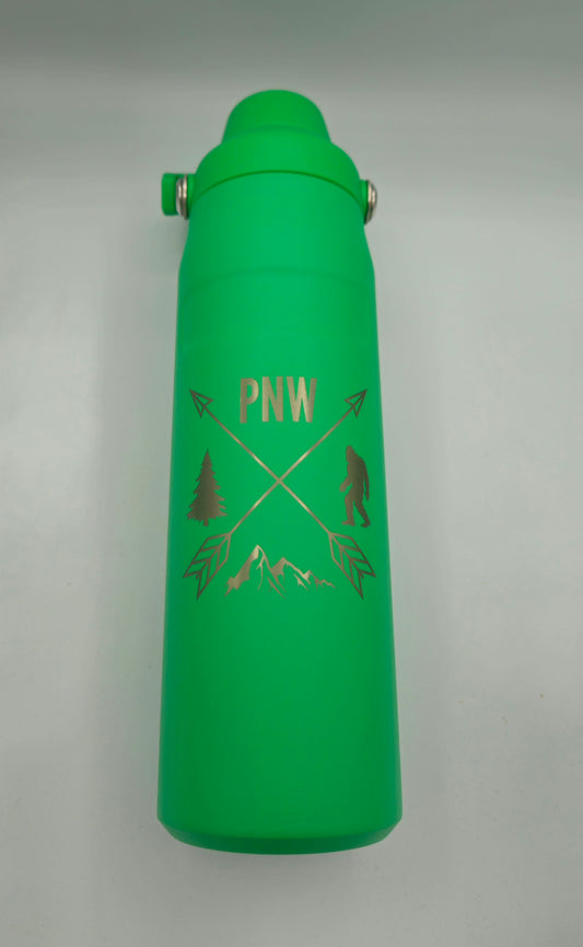 Stanley Water Bottle - 24 oz - PNW Crossed Arrows