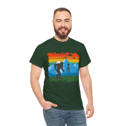 Friends in Hiding - Bigfoot and Aliens | Unisex Heavy Cotton Tee