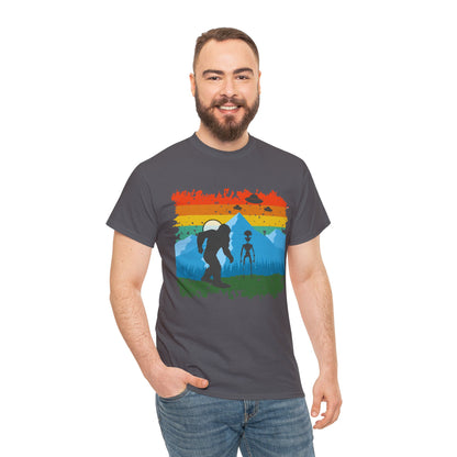 Friends in Hiding - Bigfoot and Aliens | Unisex Heavy Cotton Tee