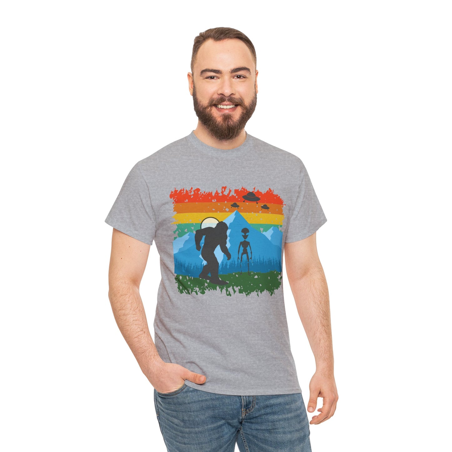 Friends in Hiding - Bigfoot and Aliens | Unisex Heavy Cotton Tee