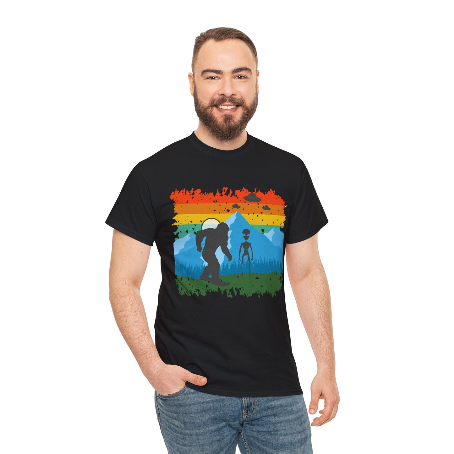 Friends in Hiding - Bigfoot and Aliens | Unisex Heavy Cotton Tee